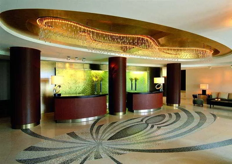 Lobby, Amphitryon, Kalamata