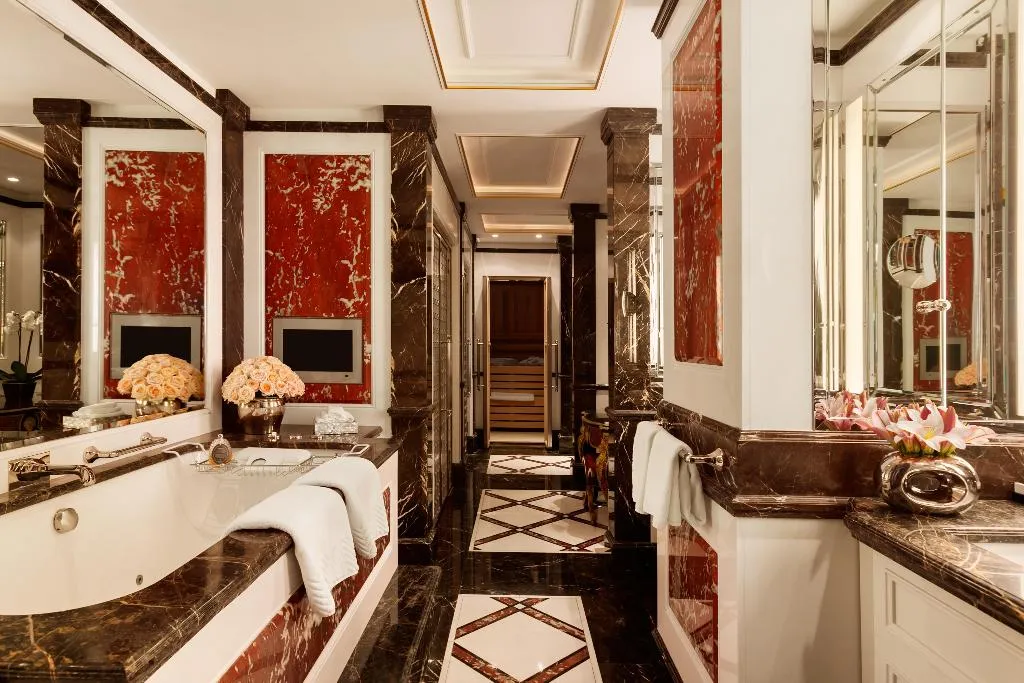 SUITE STANDARD Room, Adlon Kempinski Berlin, Berlin