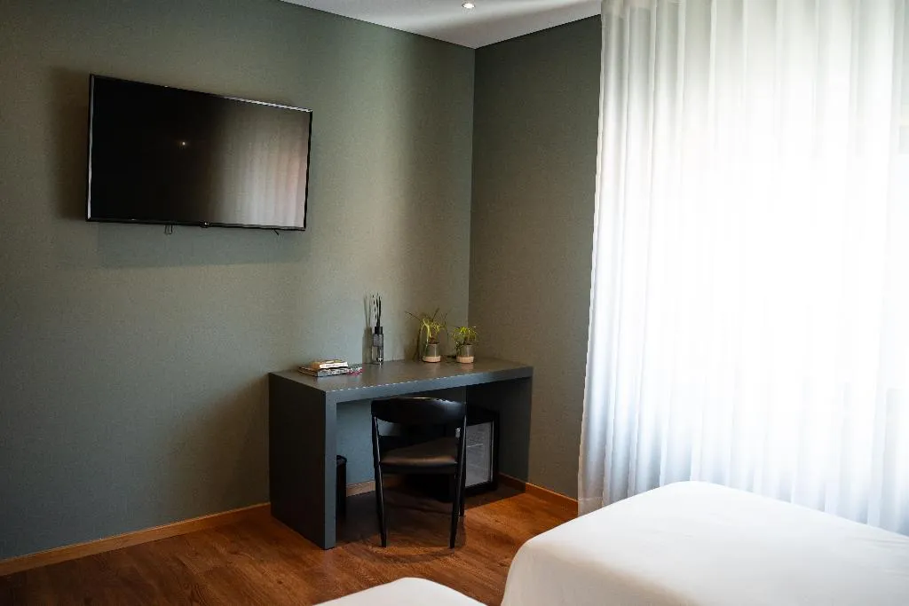 Double or Twin STANDARD Room, Santo Thyrso Hotel, Porto