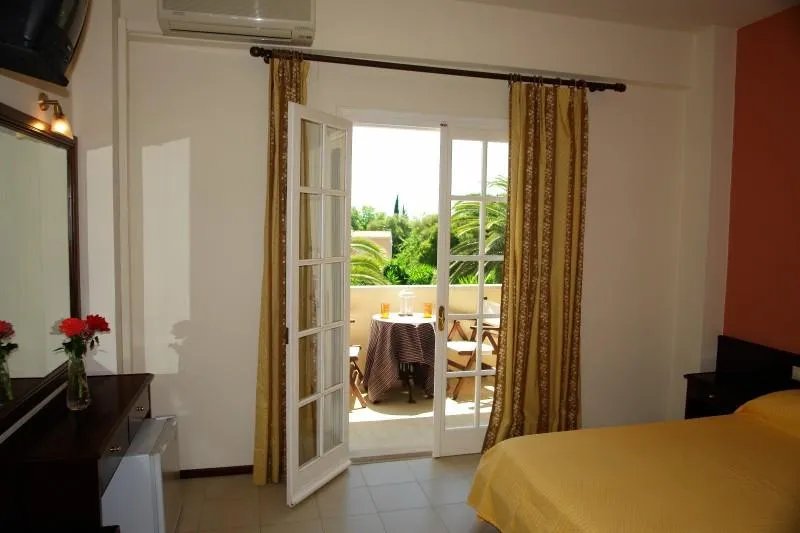 Room, Fiori, Corfu