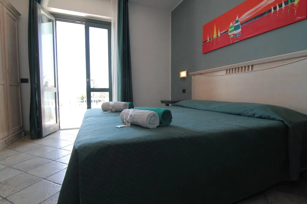 Double or Twin ECONOMY Room, Hotel Club Selinunte Beach AiMori, Palermo
