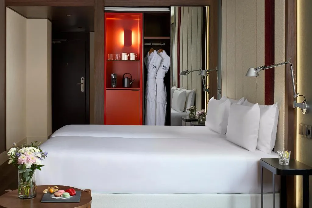 DOUBLE PREMIUM Room, NH Barcelona Diagonal Poblenou, Barcelona