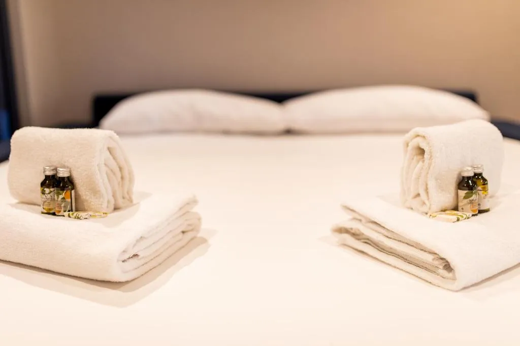 APARTMENT CAPACITY 2 Room, Ramirez Flats Valencia, Valencia