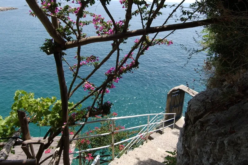 General view, Miramalfi, Naples