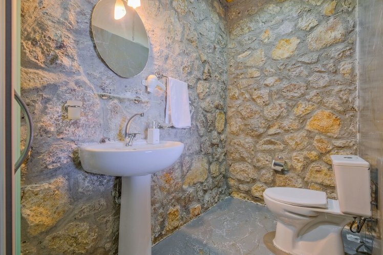 Faralya Yörük Evi, Dalaman