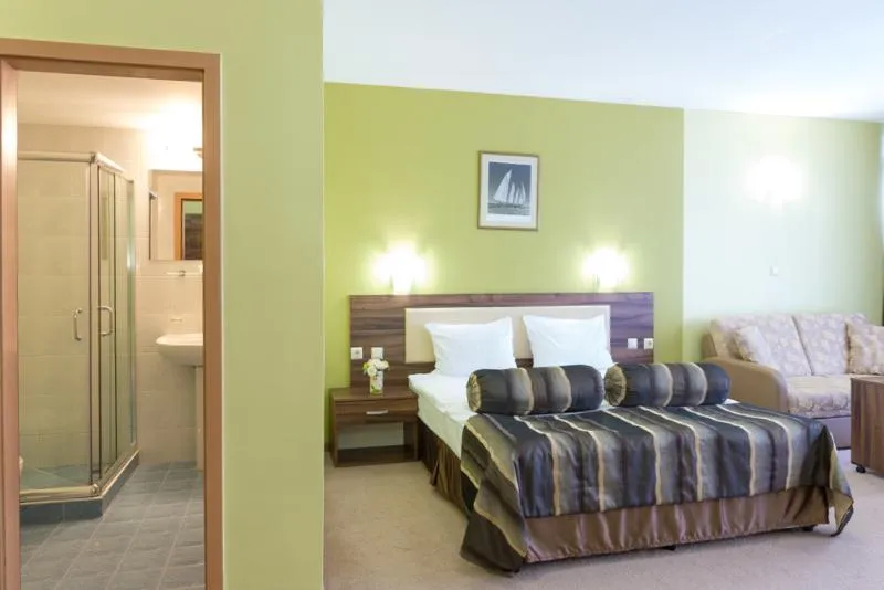 STUDIO STANDARD Room, Hotel Regatta Palace, Bourgas