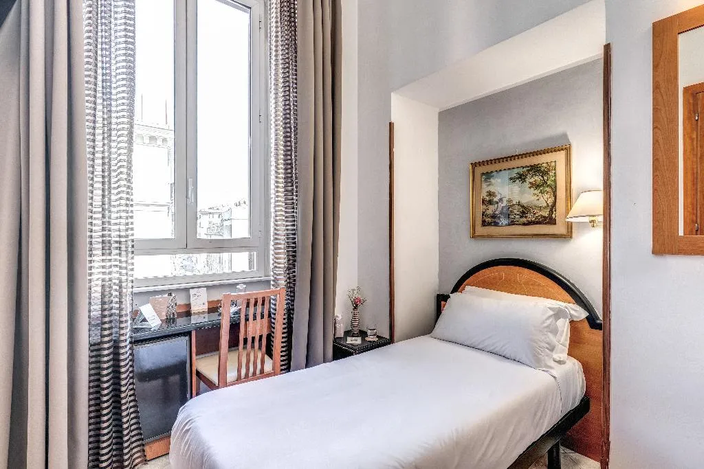 SINGLE STANDARD Room, Sonya, Rome