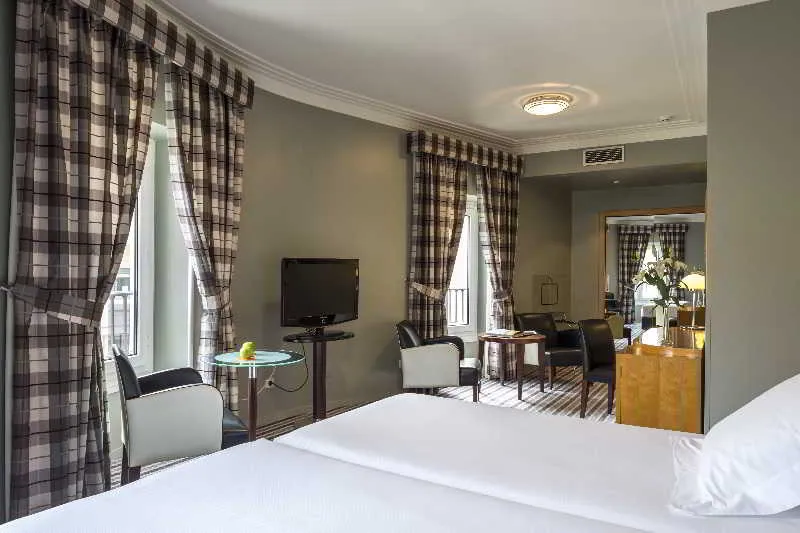 JUNIOR SUITE STANDARD Room, Larios Málaga, Costa Del Sol
