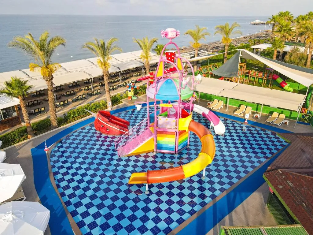 Pool, Crystal Family Comfort Collection, Antalya