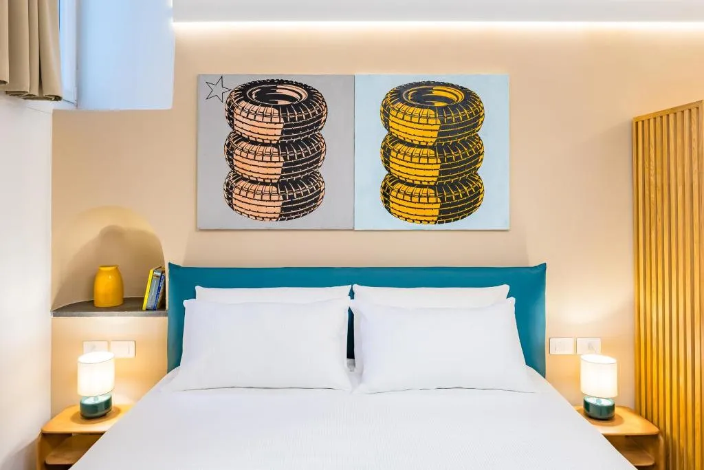 TRIPLE STANDARD Room, Borgo Vergini Garden, Naples