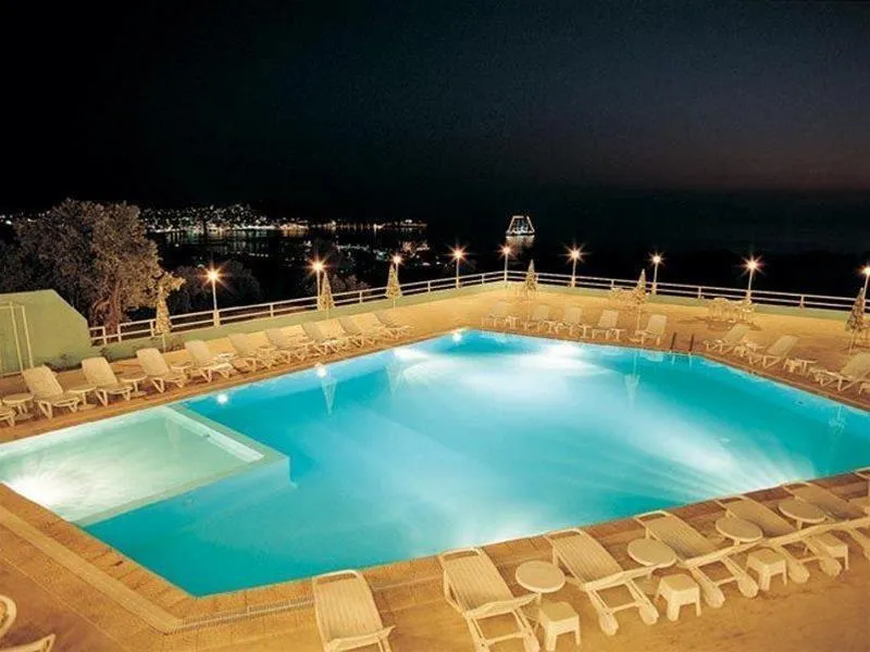 Pool, Türkin, Izmir