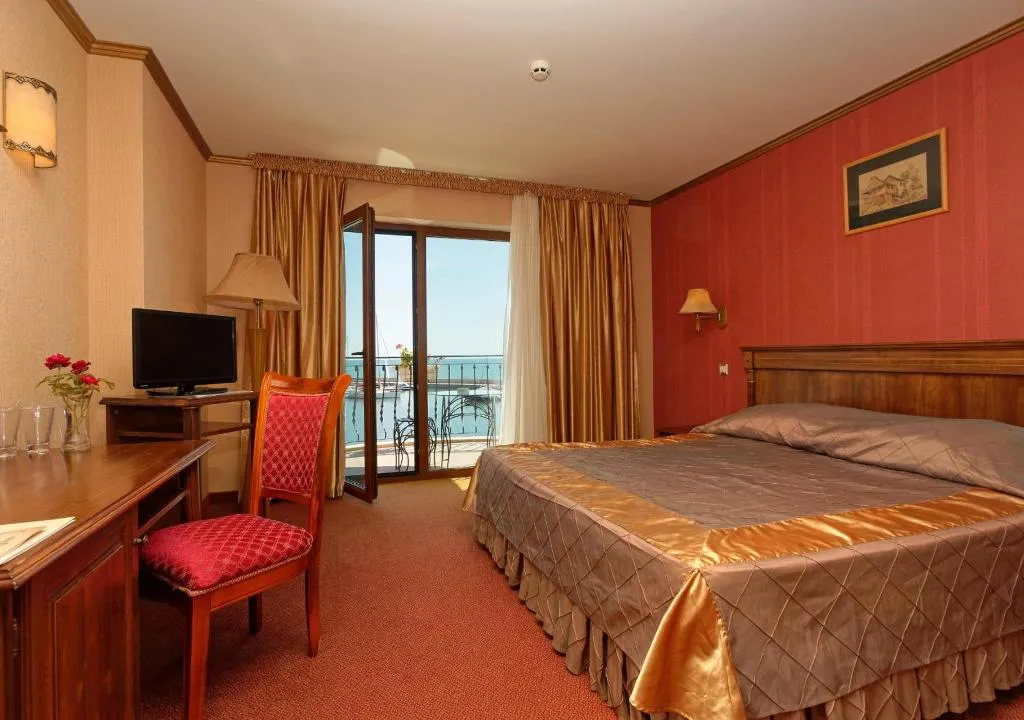 DOUBLE SEA VIEW Room, Mistral Balchik, Varna