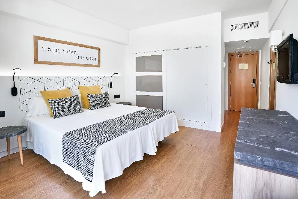 Double or Twin SEA VIEW Room, Flamboyan - Caribe, Majorca