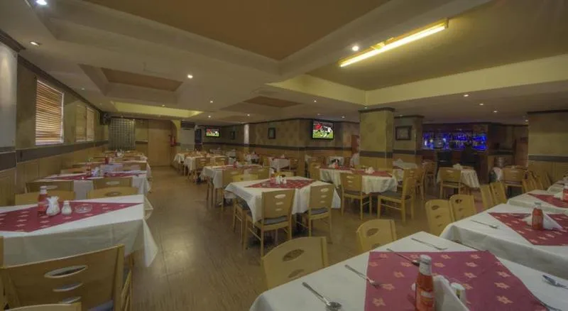 Restaurant, Hyde Park, Dubai