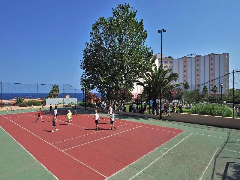 Sports and Entertainment, Globales America, Majorca