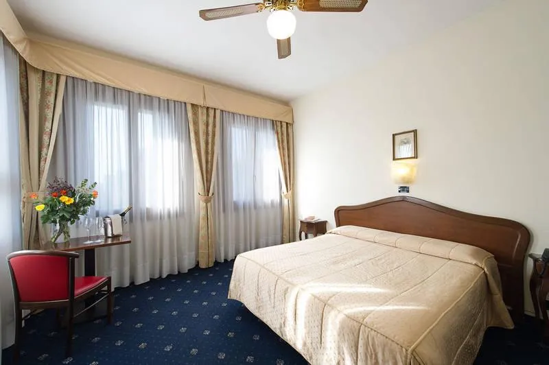 Double or Twin STANDARD Room, Cristallo, Venice