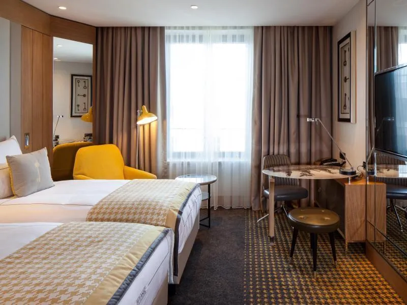 Double or Twin CLASSIC Room, Titanic Chaussee Berlin, Berlin
