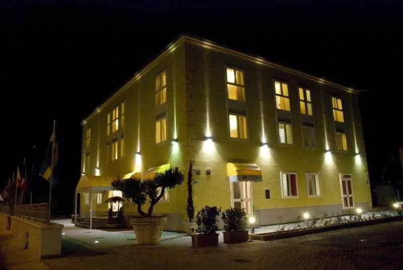 General view, La Isla Resort, Naples