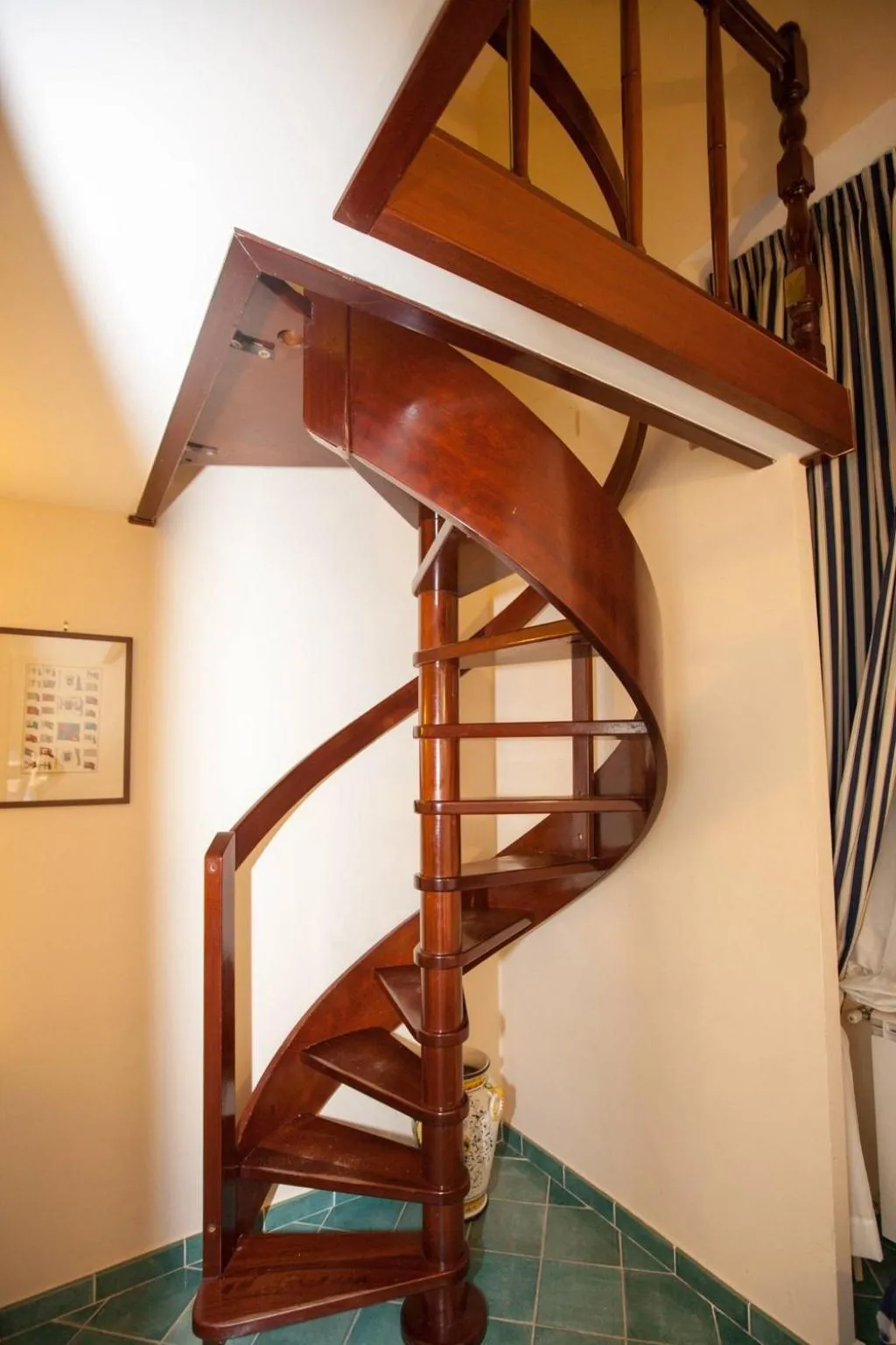 SINGLE STANDARD Room, Hotel Ausonia, Naples