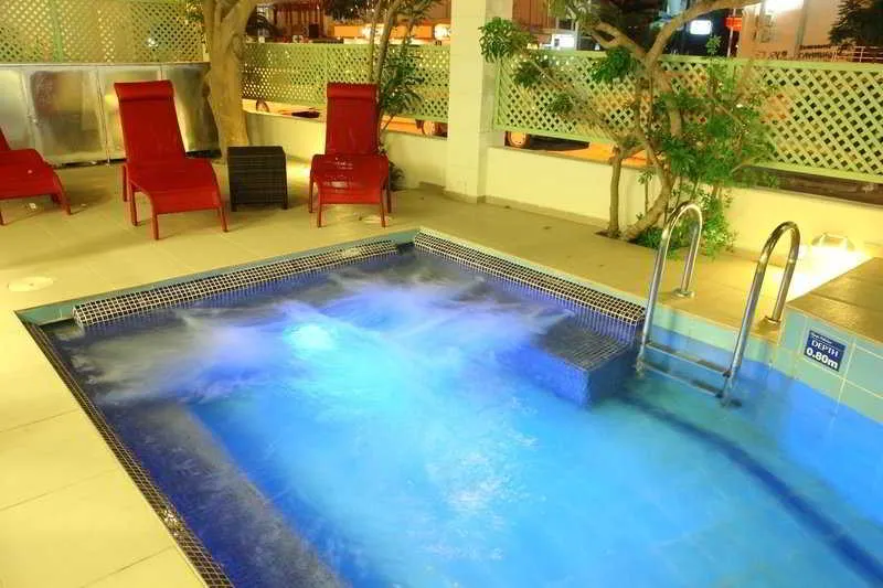 Pool, Olympic Palladium by GHH, Crete
