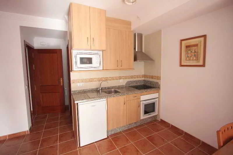 Room, Nerjaluna, Costa Del Sol