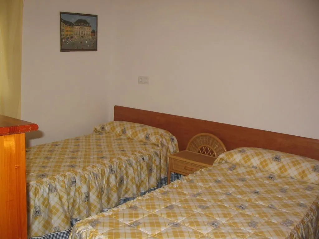 APARTMENT CAPACITY 4 Room, Corcega, Costa Dorada