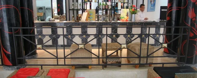 Bar, Le Zenith, Tunisia