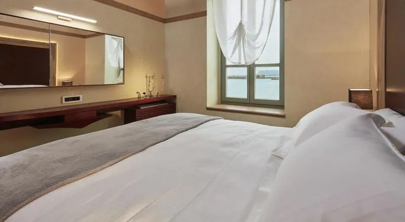 SUITE DELUXE SEA VIEW Room, Domus Renier Boutique Hotel, Crete