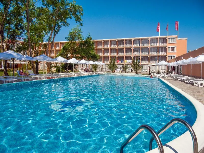 Pool, Riva, Bourgas