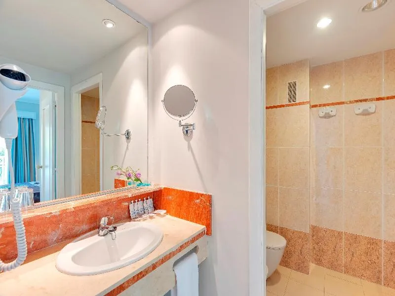 Room, Green Garden, Majorca