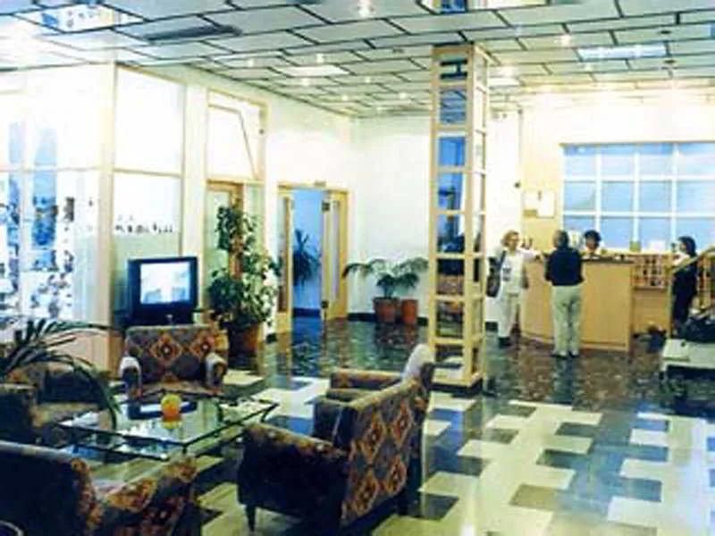 Lobby, Ilis, Kalamata