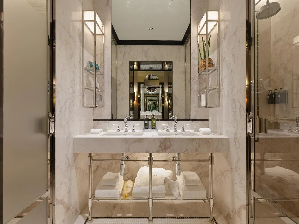 Double or Twin DELUXE Room, The One Monumental Palace, Porto