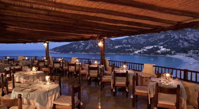Restaurant, Club Hotel Baja Sardinia, Olbia