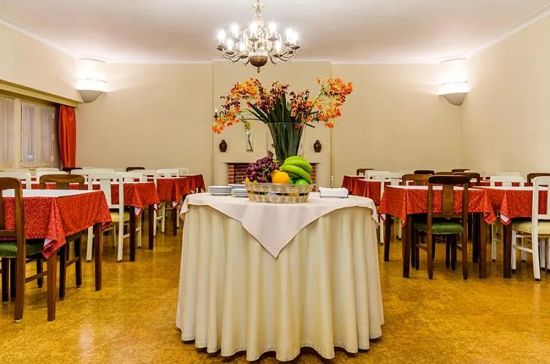 Restaurant, Praia do Sol, Lisbon
