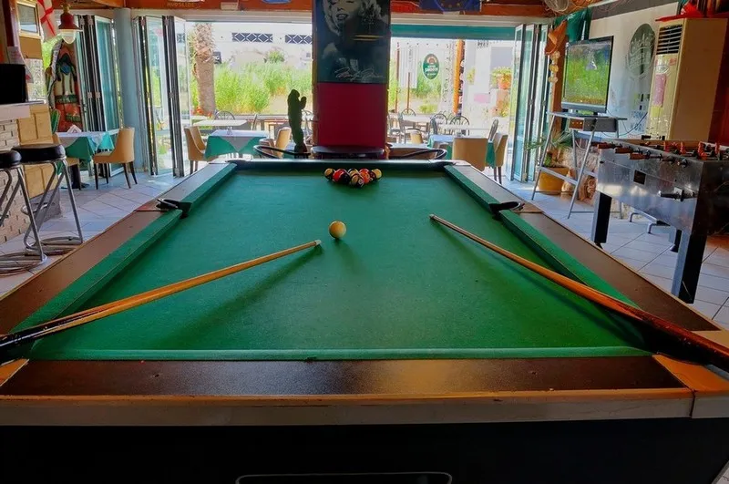 Sports and Entertainment, Ikaros, Zante