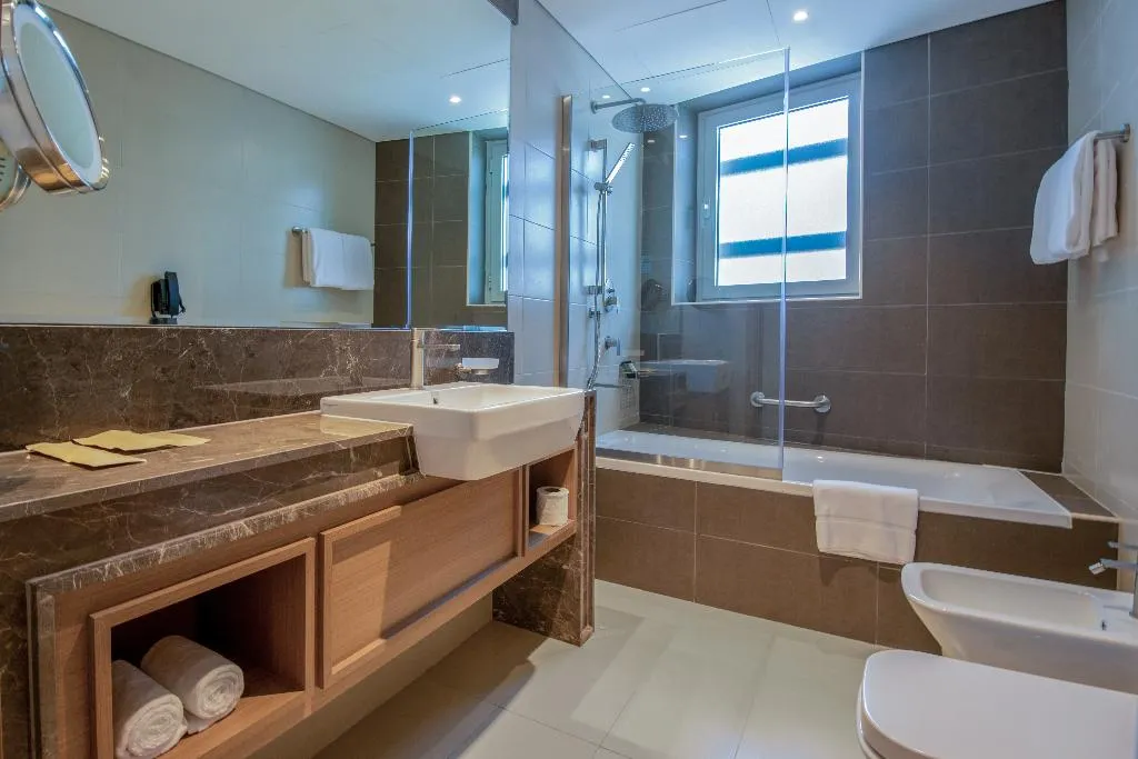 APARTMENT THREE BEDROOMS Room, Jood Hotel Apartments, Dubai
