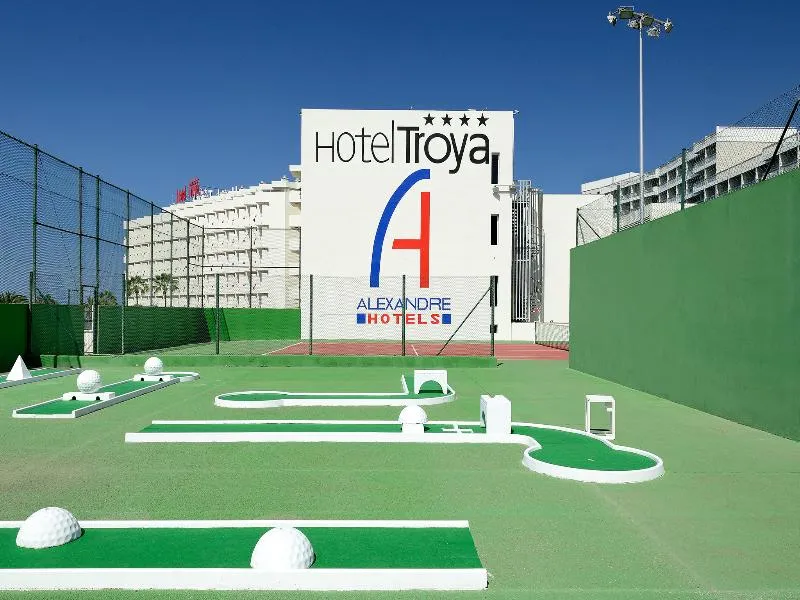 Sports and Entertainment, Alexandre Troya, Tenerife