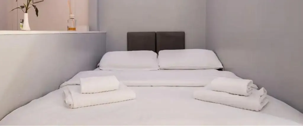 DOUBLE ECONOMY Room, iRooms Spanish Steps, Rome