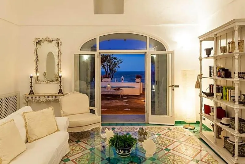 Room, La Villa Resort Spa, Naples