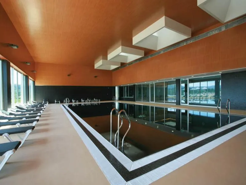Pool, Casino Chaves, Porto