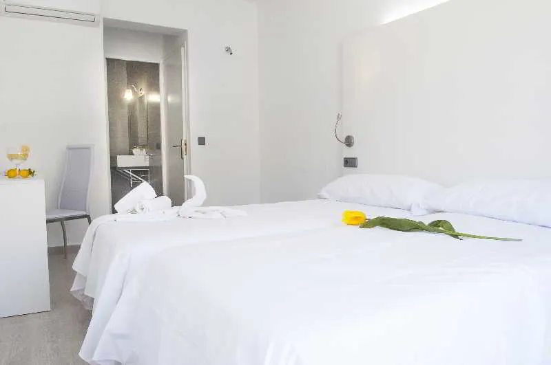 Double or Twin STANDARD Room, Louty Golea, Majorca