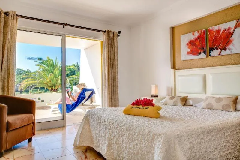 Room, Jardim do Vau, Algarve