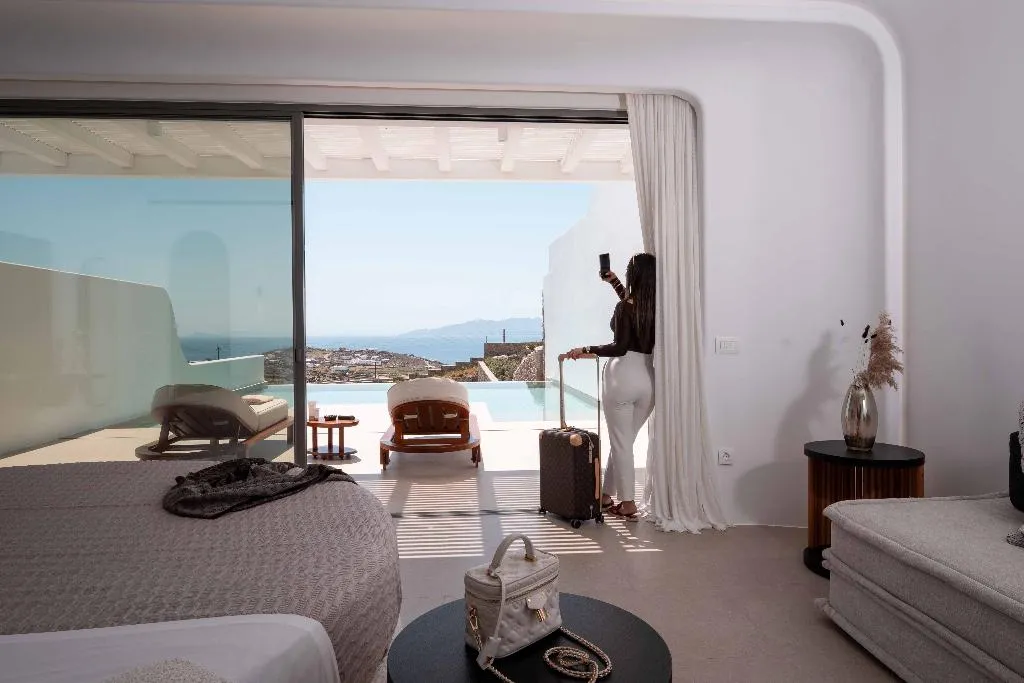 SUITE SEA VIEW WITH PRIVATE POOL Room, Muse Of Mykonos, Mykonos