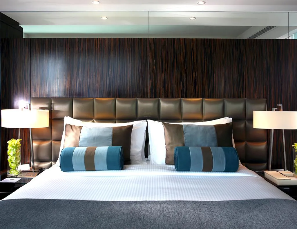 Double or Twin CLUB Room, voco Bonnington Dubai, Dubai
