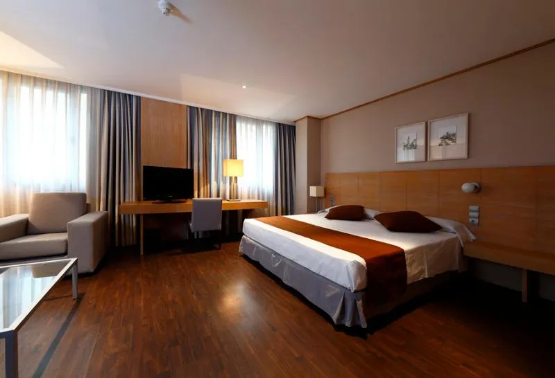 JUNIOR SUITE STANDARD Room, Eurohotel Castello, Valencia