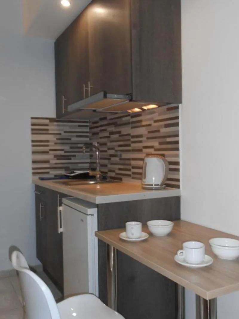 STUDIO CAPACITY 3 Room, Aristo apts, Crete