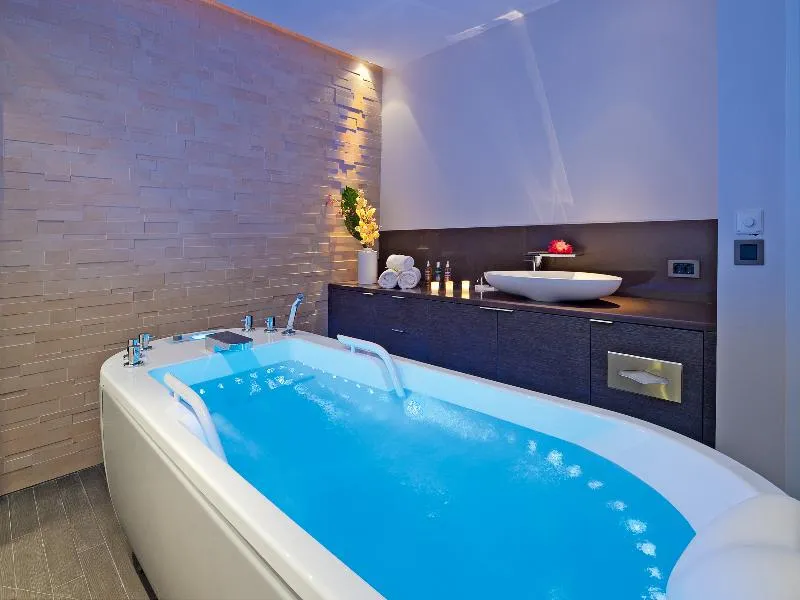 Sports and Entertainment, Porto Platanias Beach Resort & Spa, Crete