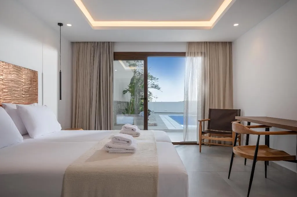 VILLA SUPERIOR FOUR BEDROOMS Room, Mika Villas & Suites, Crete