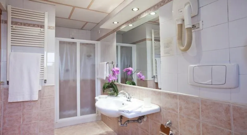 SINGLE STANDARD Room, Delle Muse, Rome