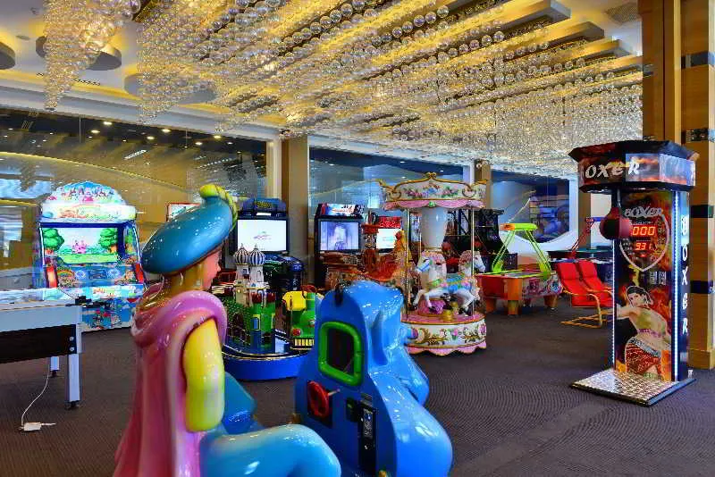 Sports and Entertainment, Azura Park Tourism Complex, Antalya